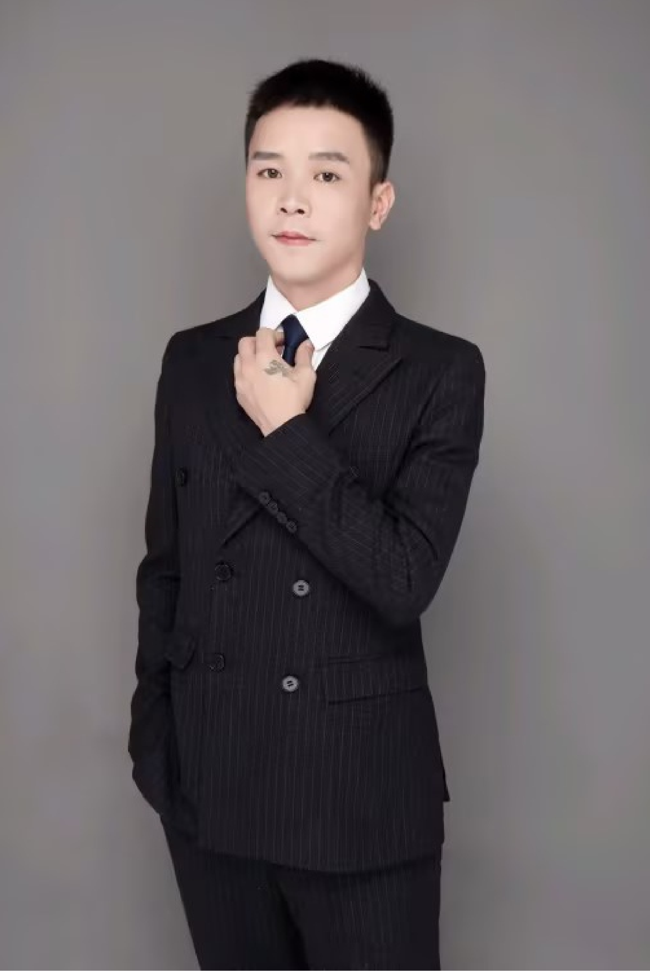 连忠超 专家设计师  从业年限11年