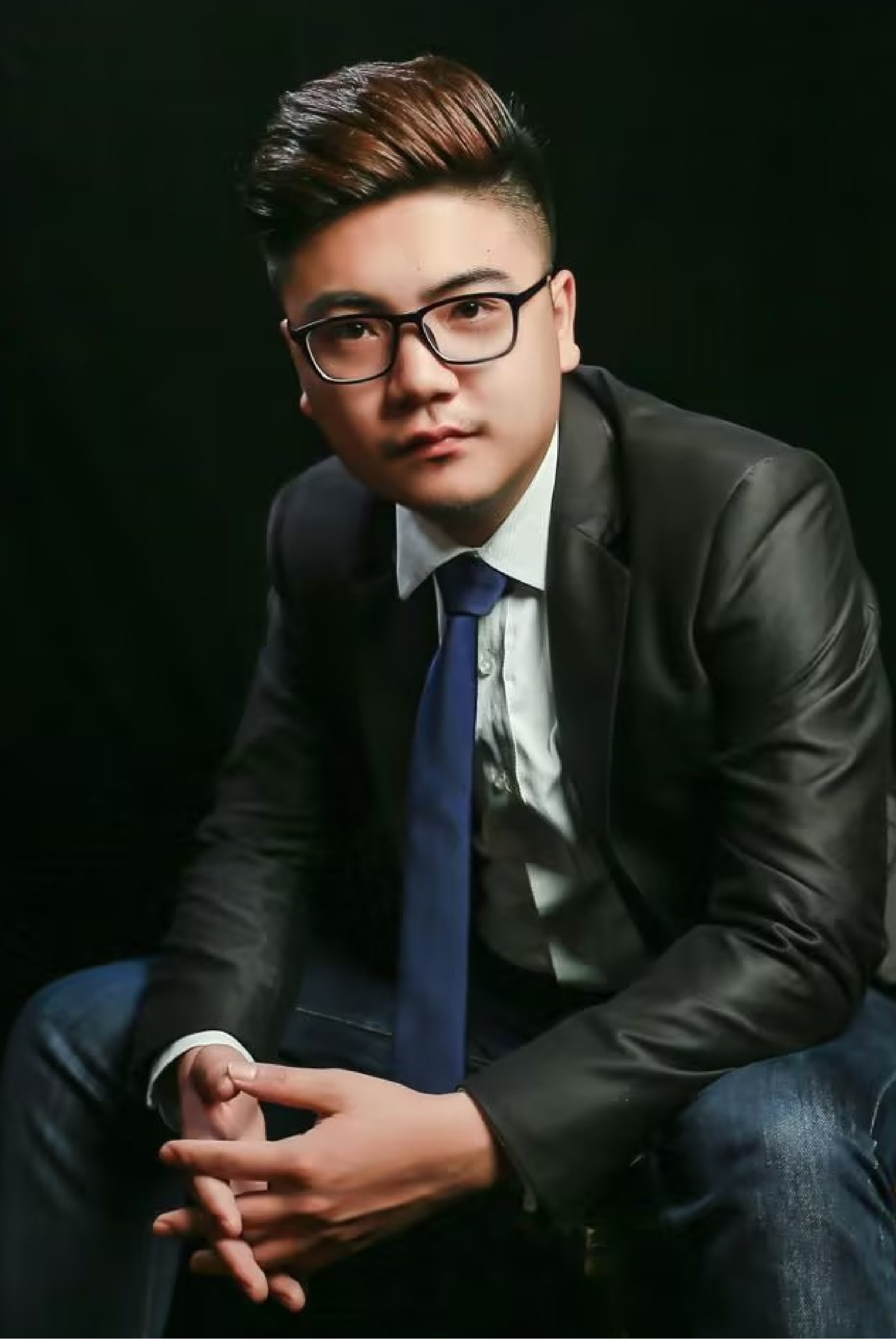 郑新堃 资深设计师  从业年限10年